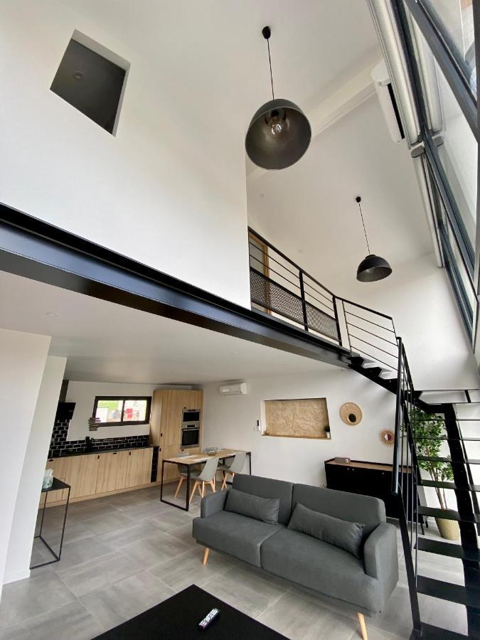 Magnifique Grange Avec Spa / Love Room Saint-Andre-de-Cubzac Luaran gambar