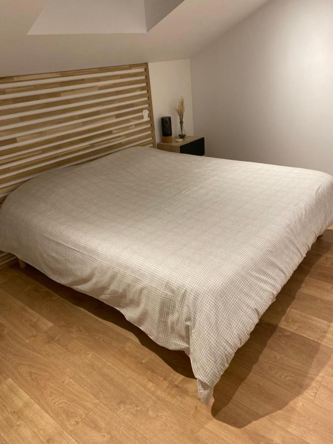 Magnifique Grange Avec Spa / Love Room Saint-Andre-de-Cubzac Luaran gambar